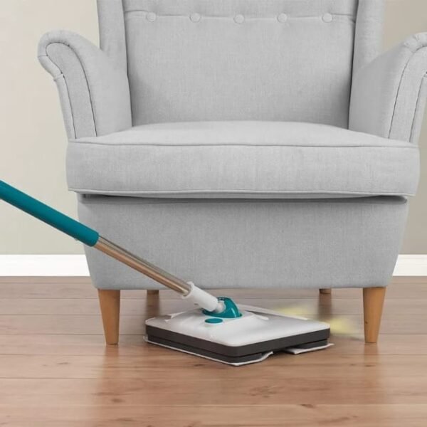 Cleanmaxx Vibration Mop - Effortless Cleaning for Tight Spaces.