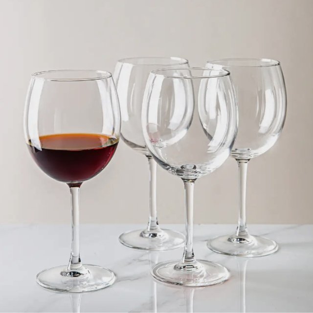 Luminarc Wine Glass Set for Wine Delight.