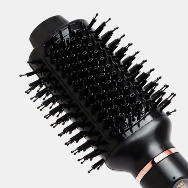 MAC hot air brush bristles designed for taming frizzy hair and creating smooth curls.