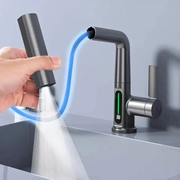 User extending pull out kitchen faucet head for different spray modes and 360 rotation.