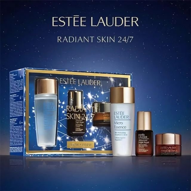 Estée Lauder Radiant Skin Set for 24/7 skin renewal and hydration in gift-ready packaging.